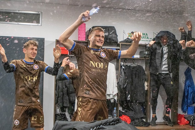 以旧换新政 以旧换新政