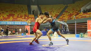 己的运动能 己的运动能